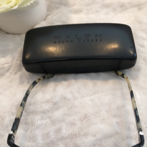 Gorgeous Black& leopard Ralph Lauren sunglasses - Picture 8 of 12